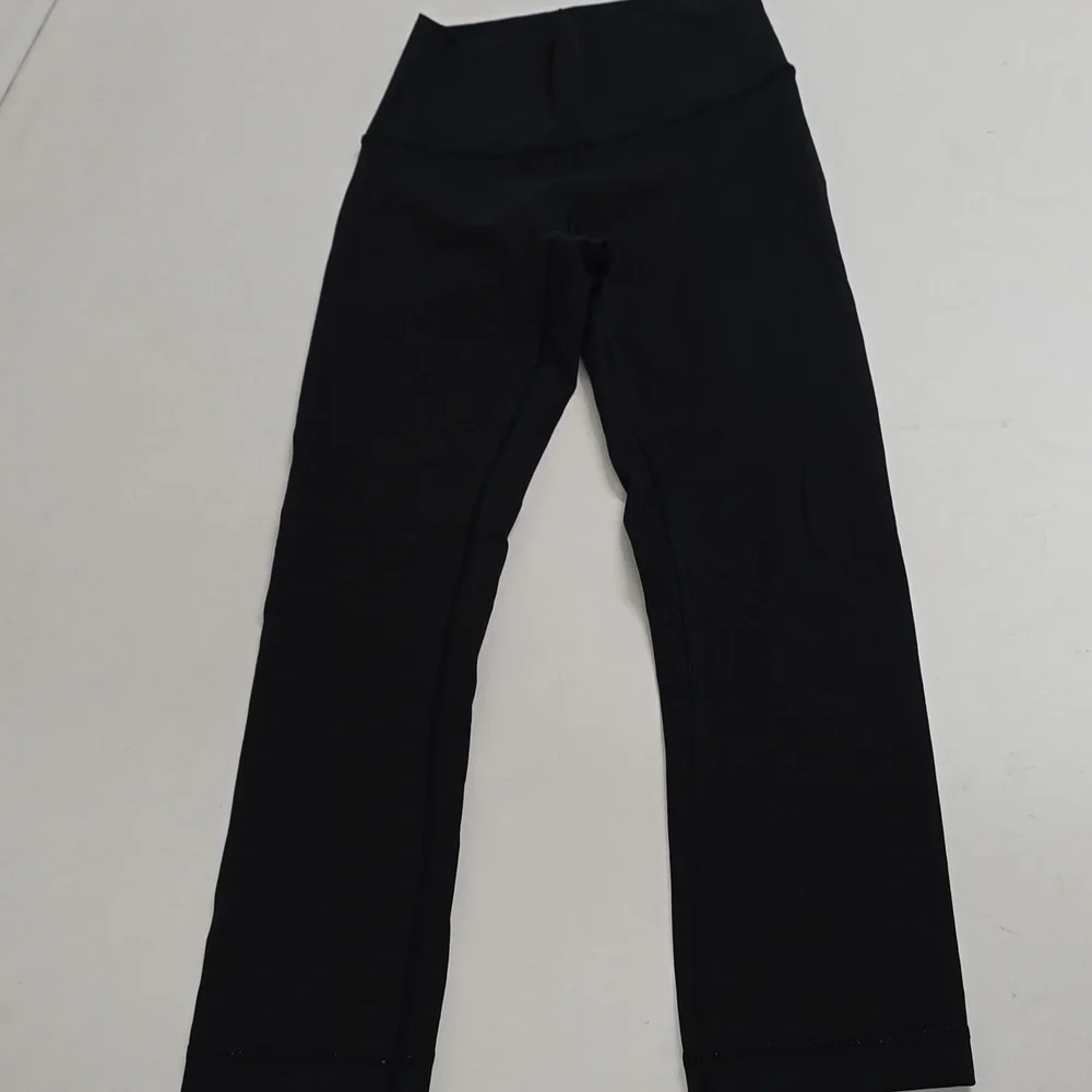 Lululemon Wunder Under Crop (Hi-Rise) *Full-On Luxtreme 21